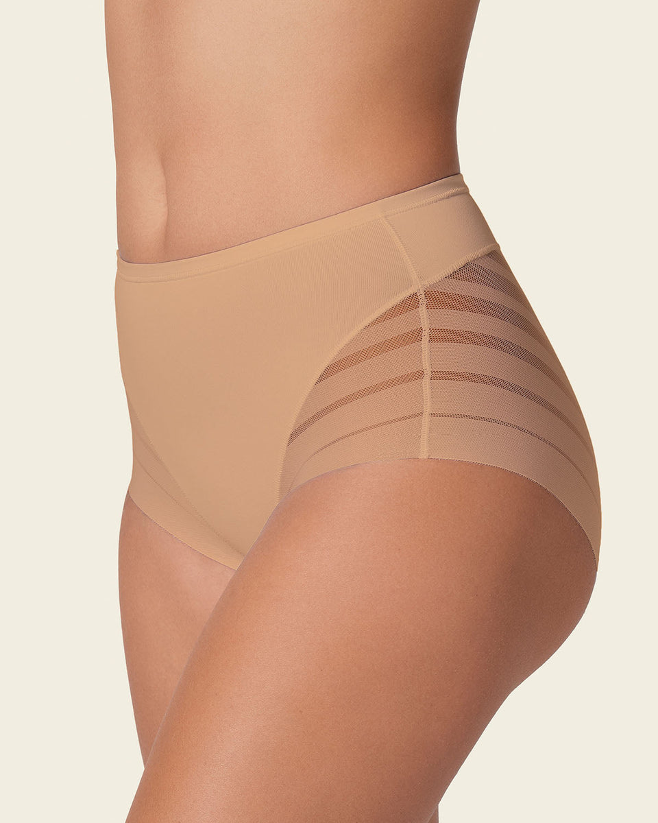 Braga faja clásica con control moderado de abdomen y bandas en tul