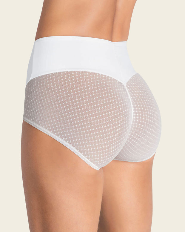 Braga clásica de control fuerte en abdomen, glúteos en tul#color_000-blanco