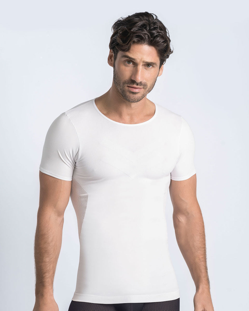 Camiseta de compresión suave en microfibra y tecnología skinfuse sin costuras